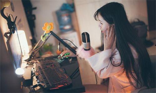 国产成年男女视频直播网,成年男女的虚拟互动空间